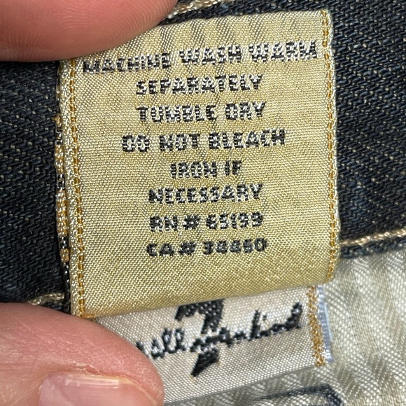 7 FOR ALL MANKIND MEDIUM WASH DISTRESSED BOOTCUT SZ 32 - Picture 6 of 10